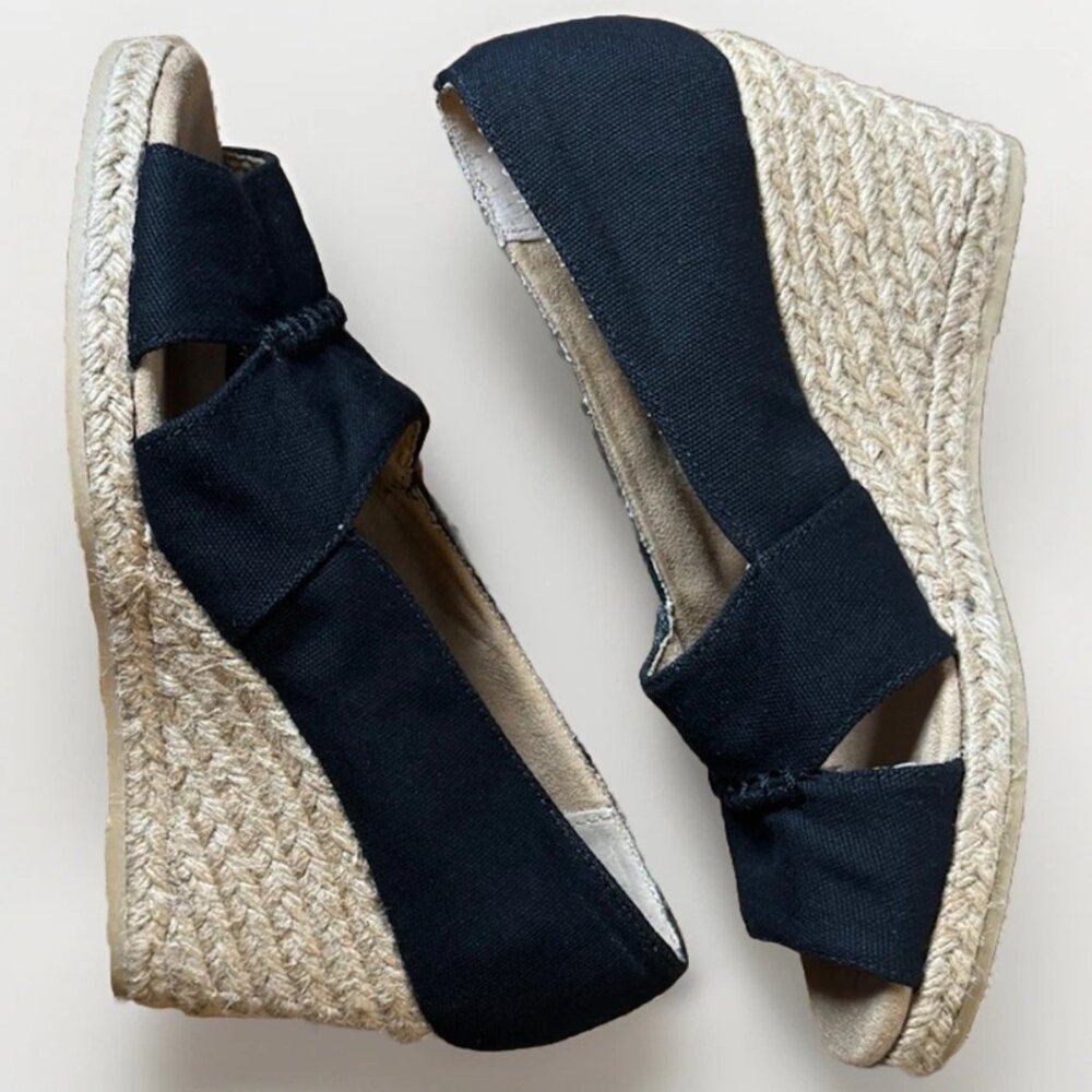 (7.5) GH BASS & CO "ANDI" Peep Toe Black Canvas Espadrille Shoes